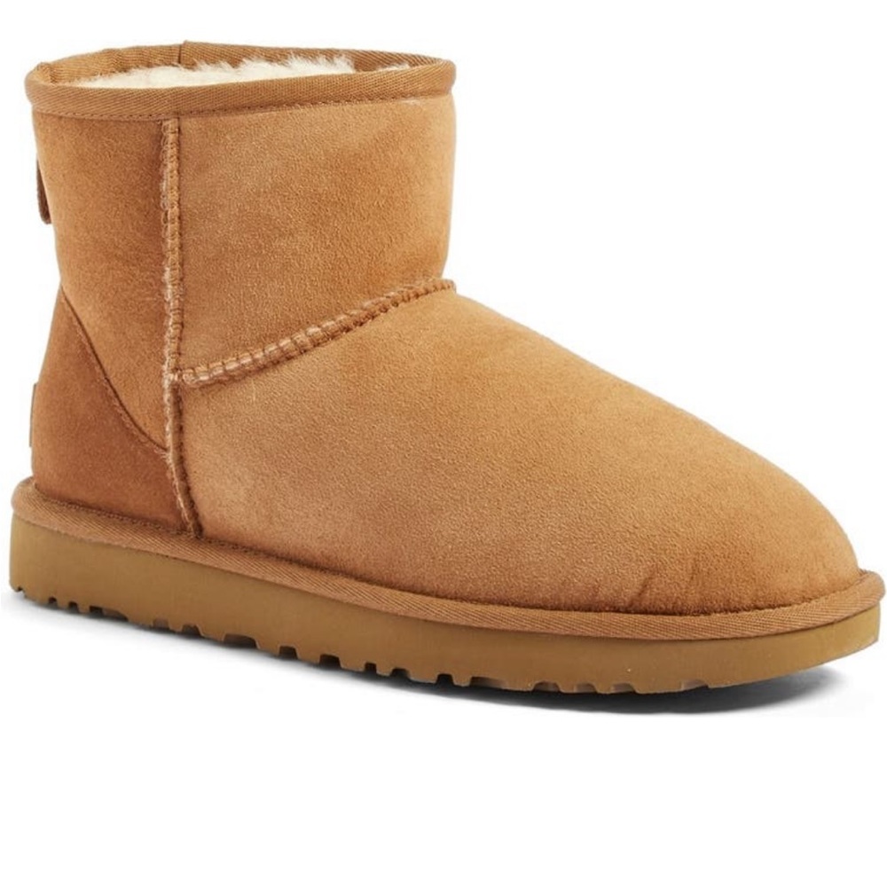 Ugg Classic Mini II in Chestnut